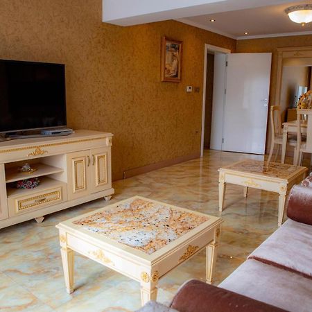 Luxury Apartment 'Rich' Βέλινγκραντ Εξωτερικό φωτογραφία