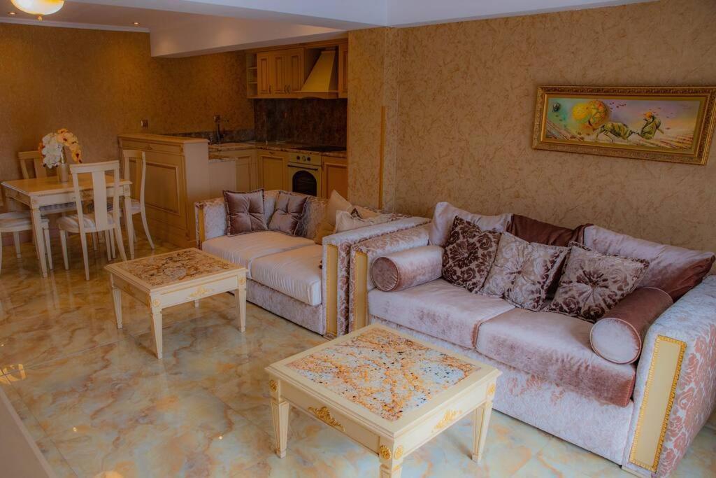 Luxury Apartment 'Rich' Βέλινγκραντ Εξωτερικό φωτογραφία